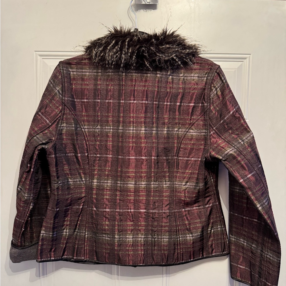 Chicos Reversible Solid Gray Or Burgundy Plaid Fa… - image 3